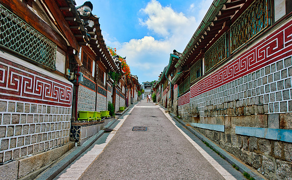 Bukchon Hanok Village | Seoul, South Korea